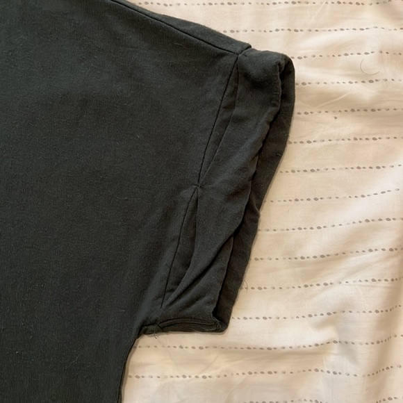 Long T-Shirt - Picture 2 of 3